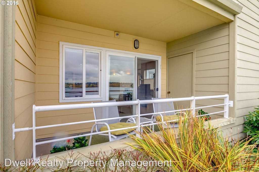 135 N Hayden Bay Dr - Photo 3 of 27