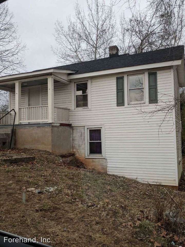 1649 Kirby St - Photo 2 of 7