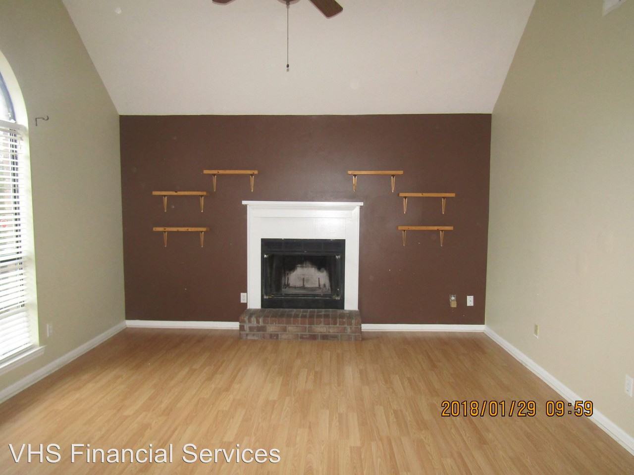 905 Shady Ln - Photo 2 of 18
