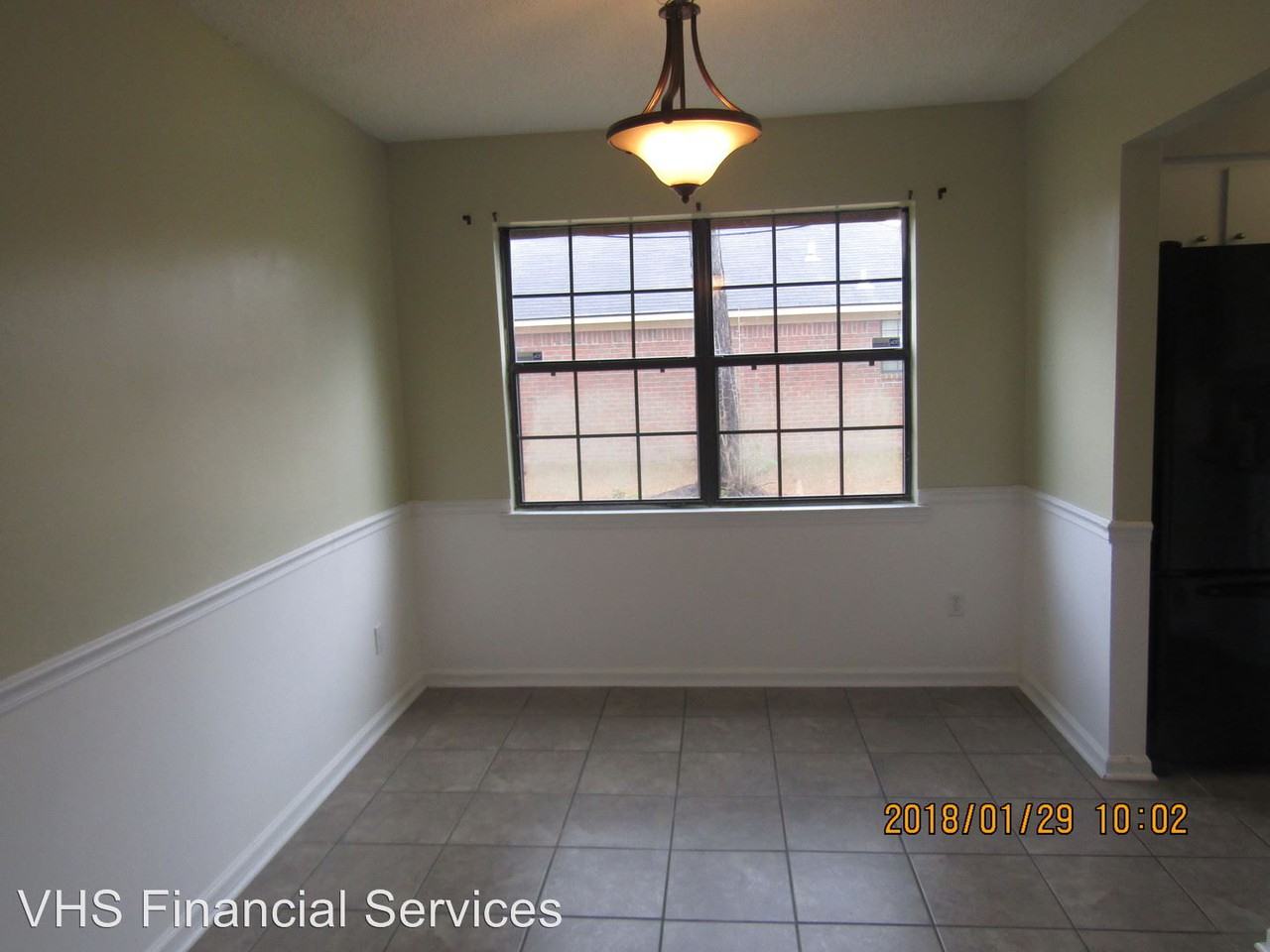 905 Shady Ln - Photo 3 of 18