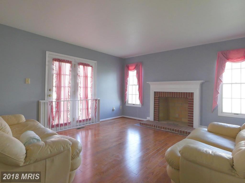14119 Forest Ridge Dr - Photo 3 of 22