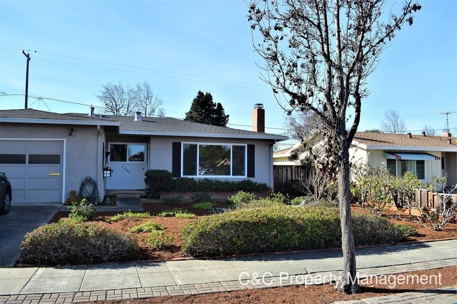 1665 Nightingale Ave - Photo 2 of 10