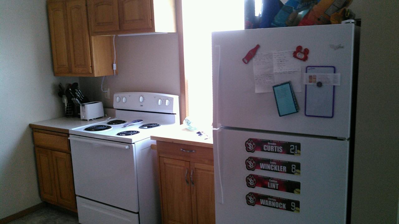 205 Prospect St - Photo 3 of 7