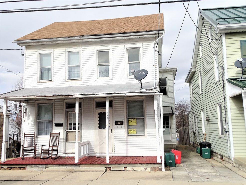 324 Washington Ave, Ephrata, PA 17522 2 Bedroom Apartment for Rent