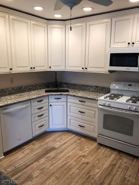 117 Crabapple Ln - Photo 2 of 13