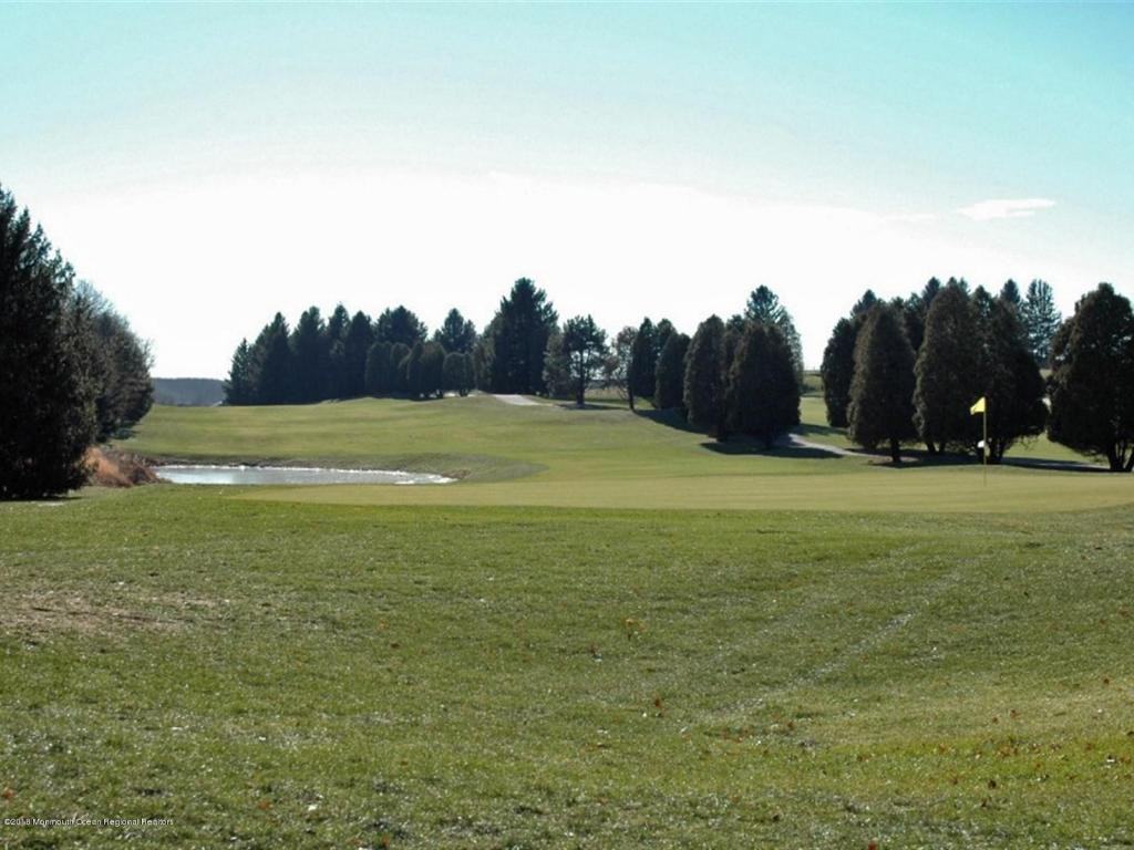 355 St Andrews Pl - Photo 3 of 5