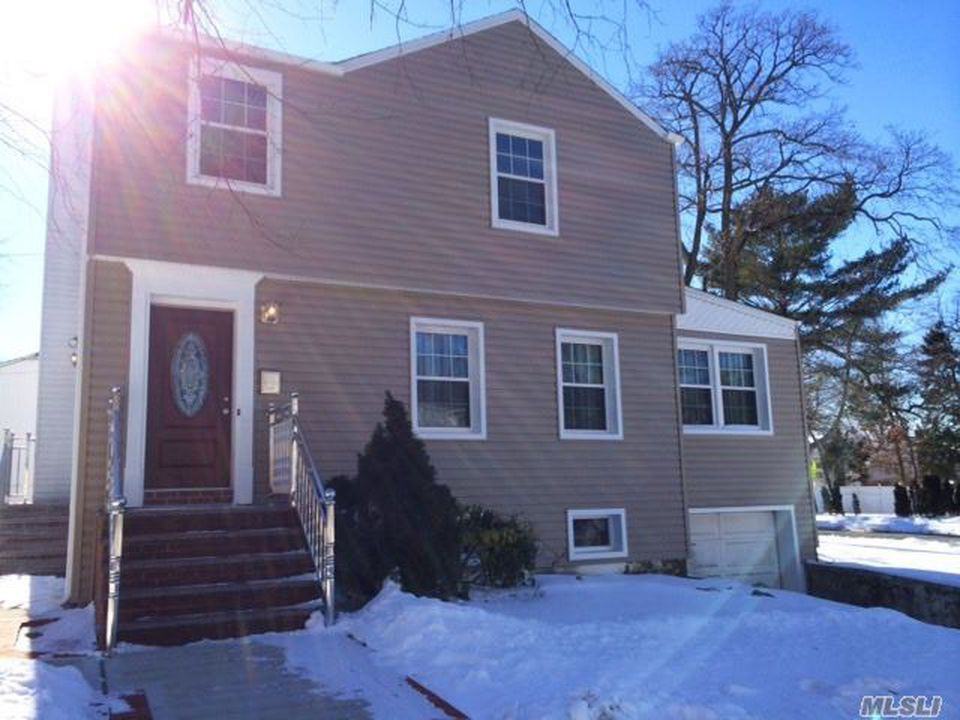 31 Flower Rd - Photo 2 of 12