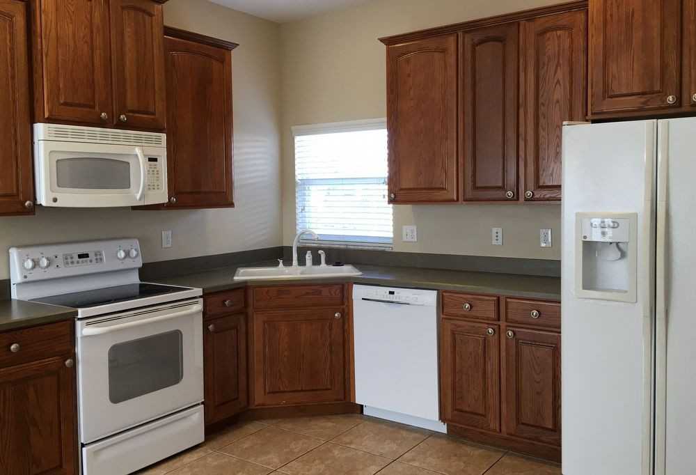 6998 Lake Eaglebrooke Dr - Photo 3 of 23