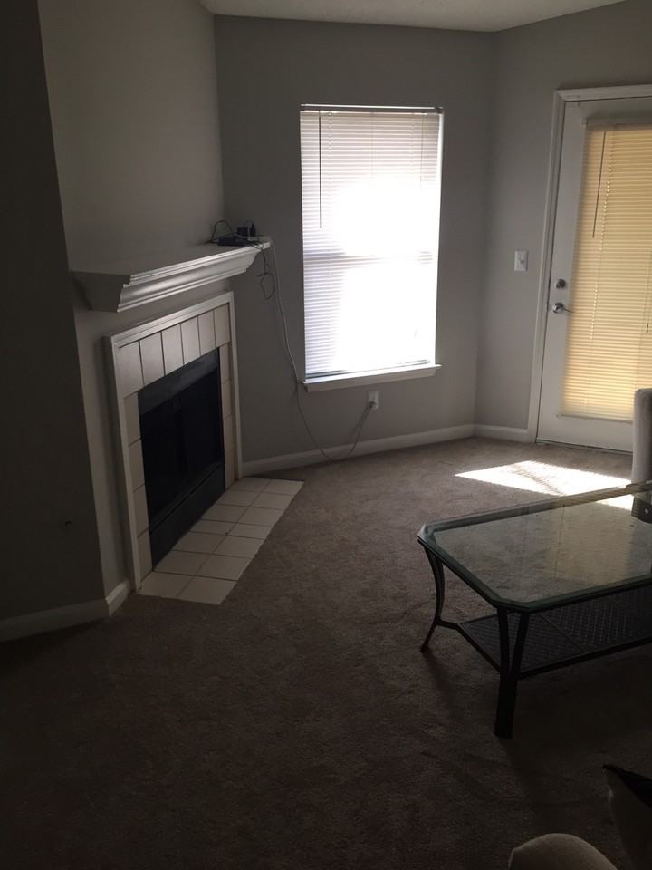 2906 Spring Creek Lane - Photo 2 of 3