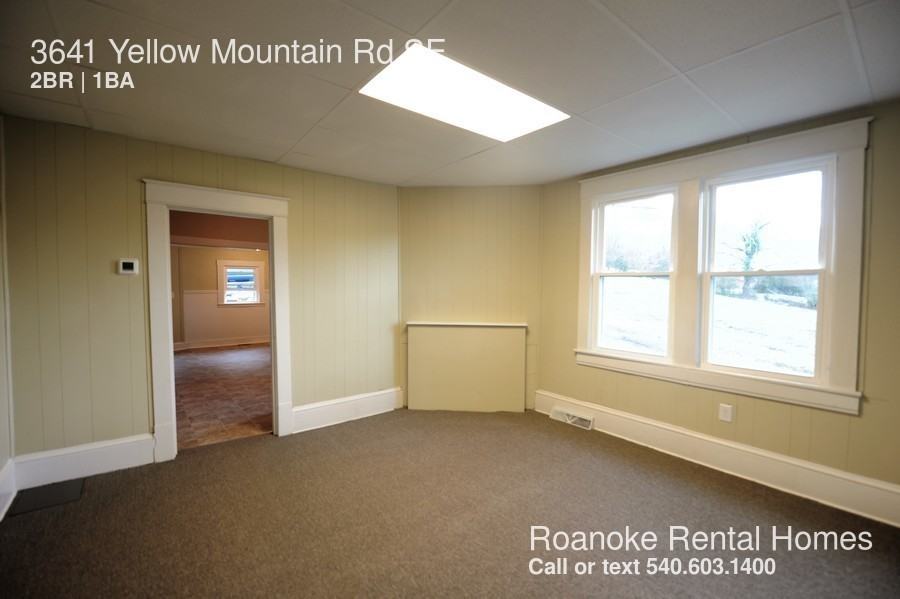 3641 Yellow Mountain Rd SE - Photo 3 of 7