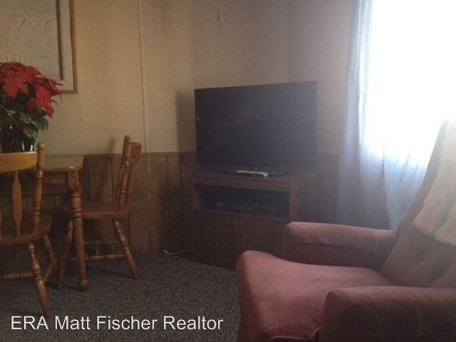 10321 Fresno St - Photo 3 of 10