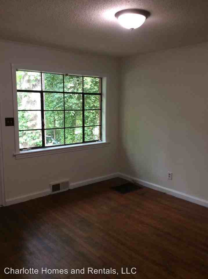 3408 Coldstream Ln - Photo 2 of 10