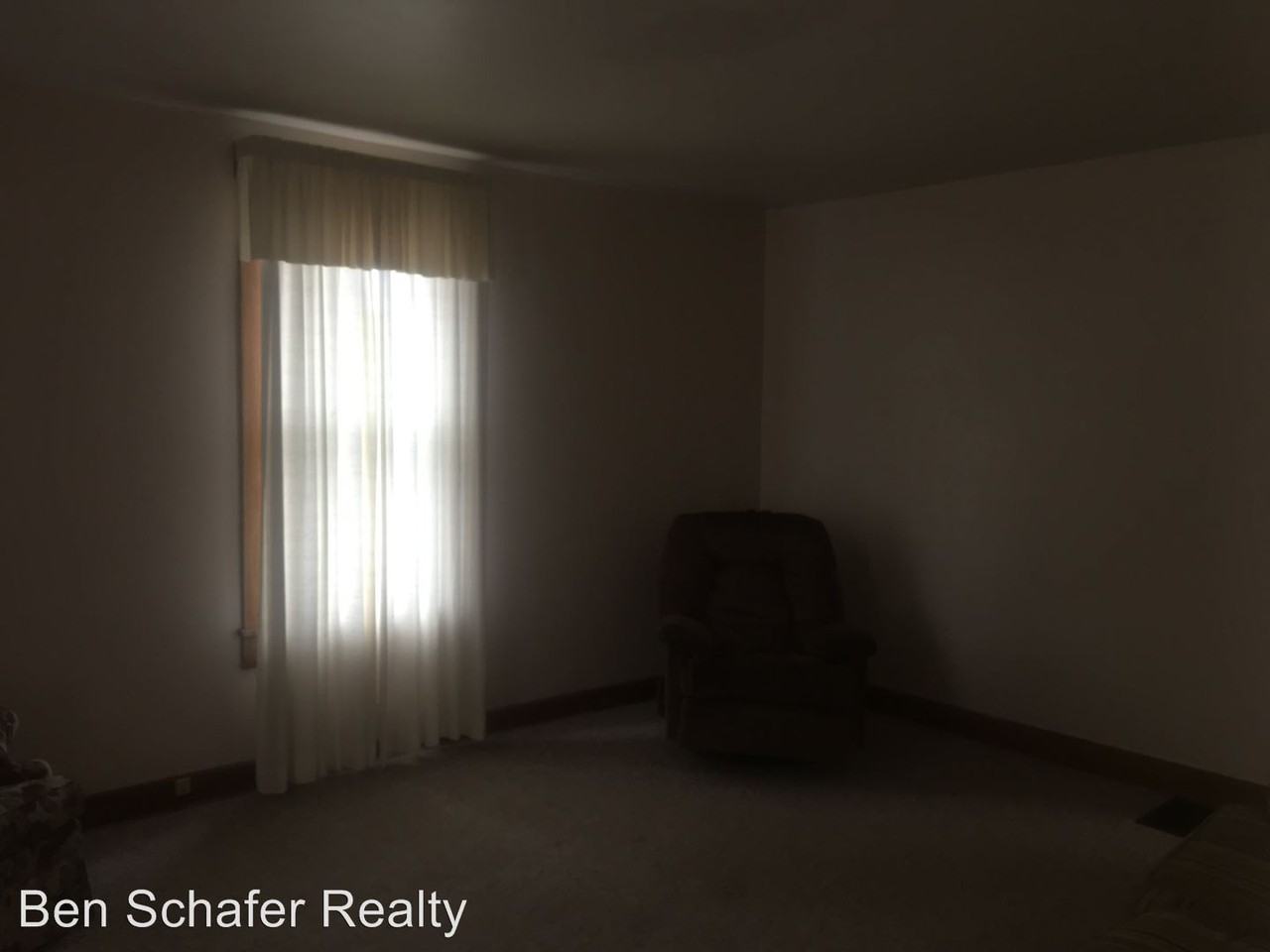 704 Belford St - Photo 2 of 21
