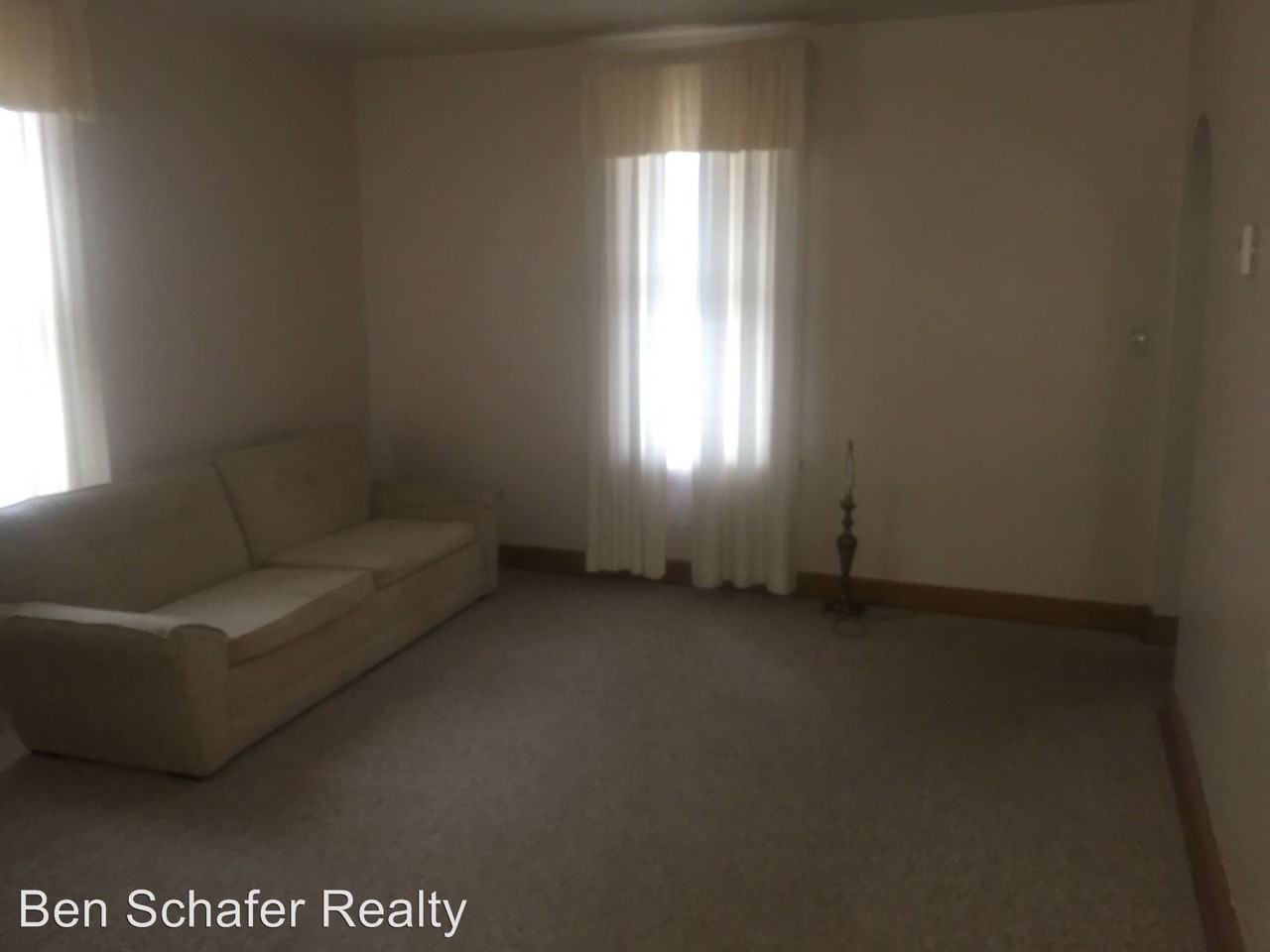 704 Belford St - Photo 3 of 21