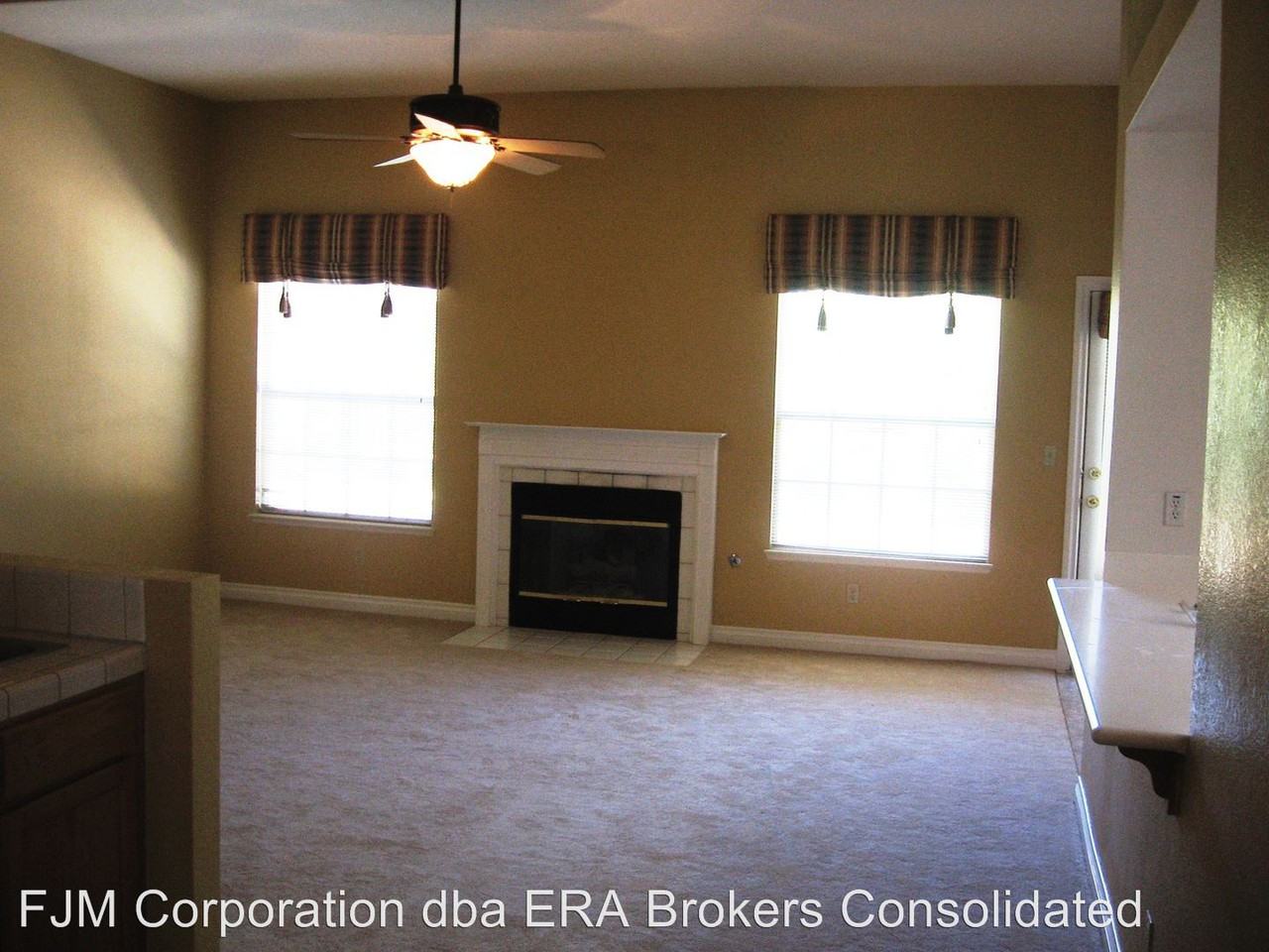 4821 Hannibal Way - Photo 2 of 22