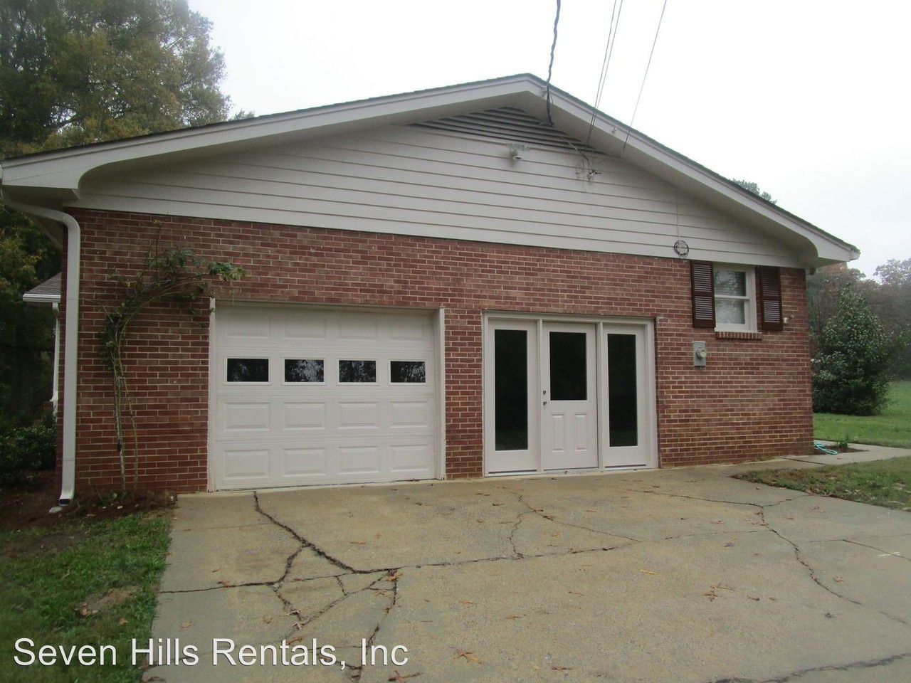 458 Woods Rd NW - Photo 2 of 22