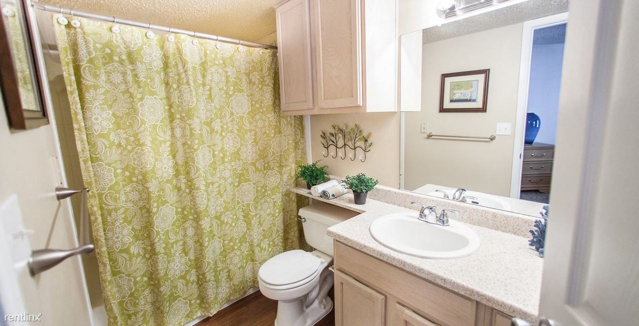 Henderson Pass and Thousand Oaks Apartments Henderson Pass And