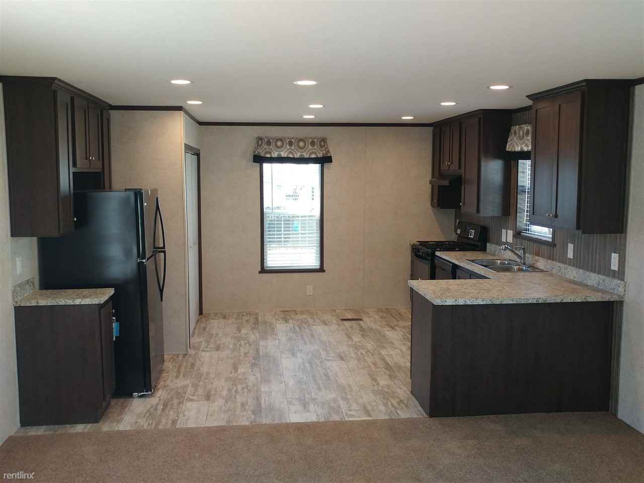 7 Cherry Ln - Photo 2 of 25