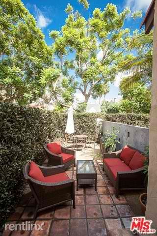 837 N Harper Ave - Photo 3 of 19