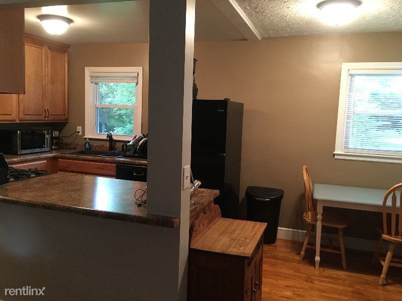 702 McBryde Dr - Photo 2 of 2