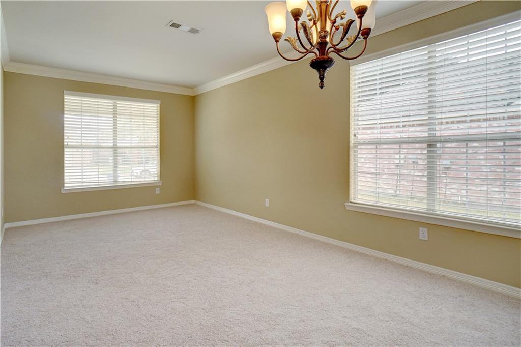 1305 Wildflower Ln - Photo 2 of 25