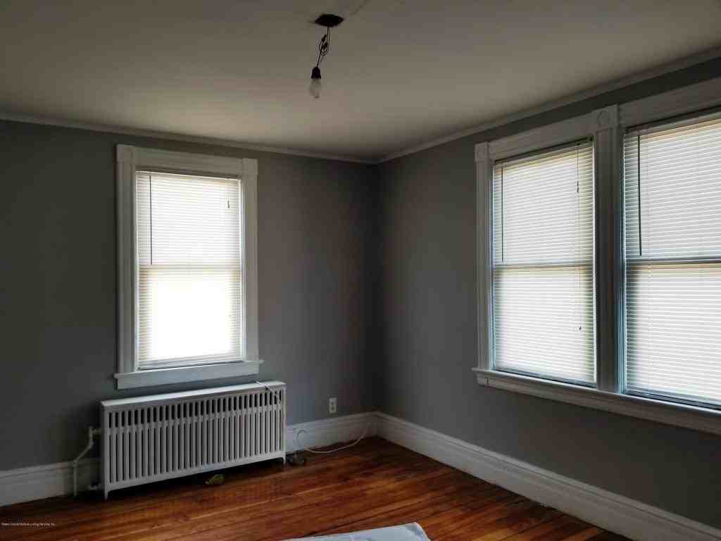 202 Dickie Ave - Photo 2 of 14