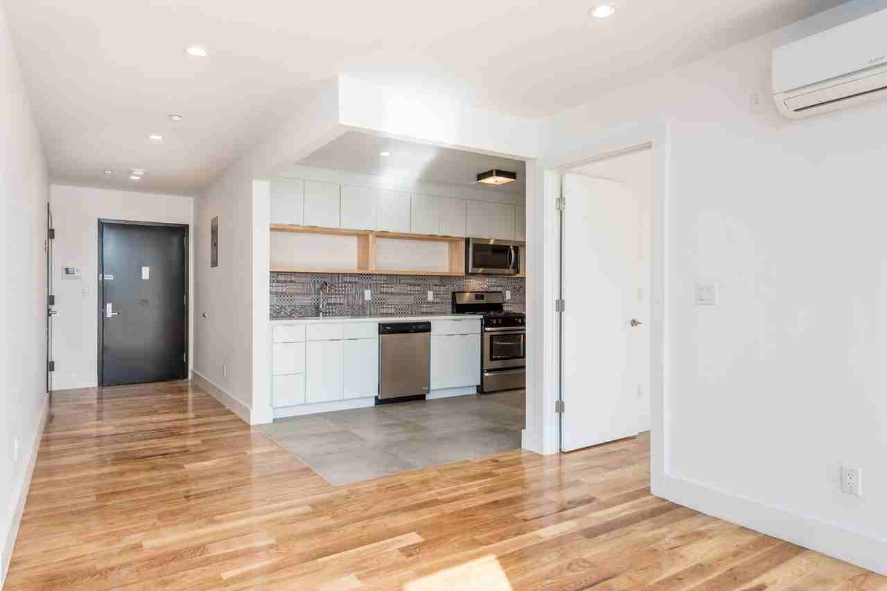 766 Lafayette Avenue #22HH