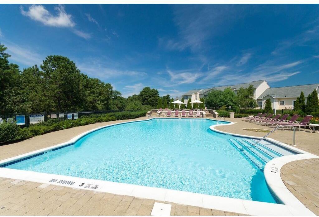 Rosemont Brookhaven - Photo 3 of 14