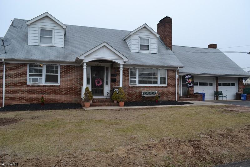 1314 Knopf St - Photo 2 of 9