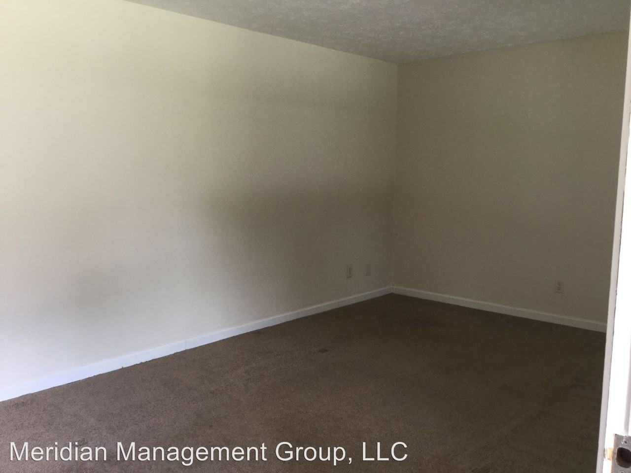 1210 Helen St - Photo 2 of 13