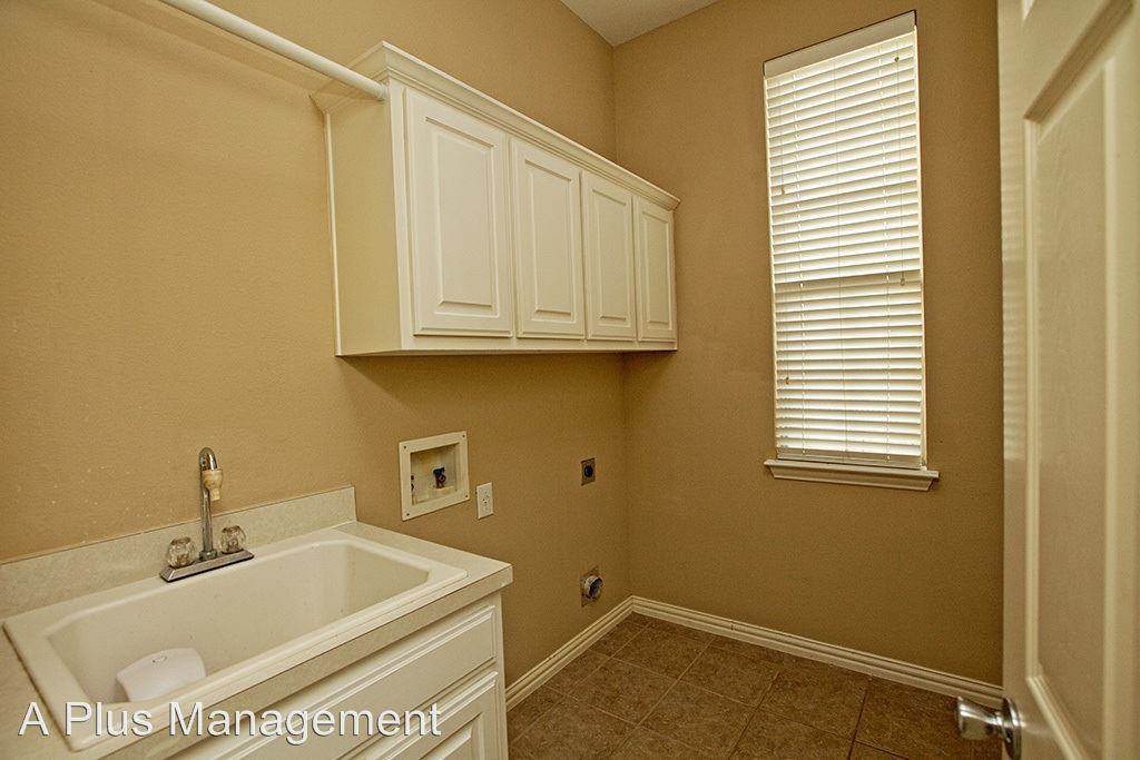 4437 Fairway Dr - Photo 2 of 42