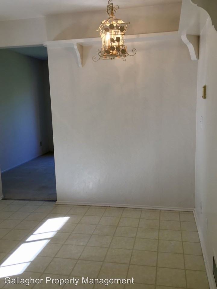 2051 Paseo Almeria - Photo 3 of 14