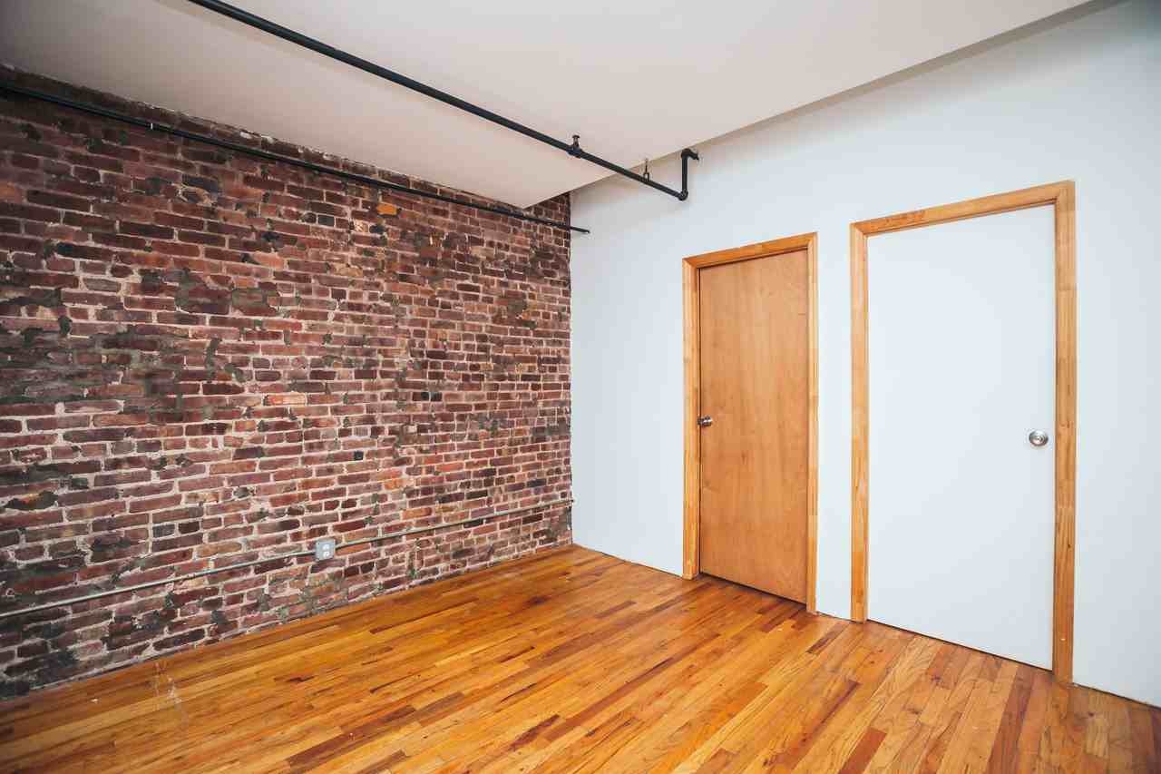 27 Arion Place #12MJ