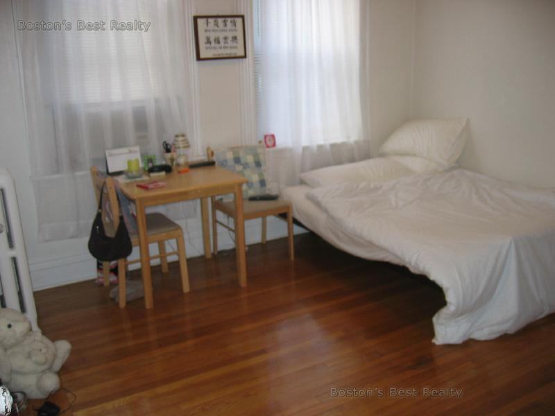 31 Saint Lukes Road - Photo 2 of 11