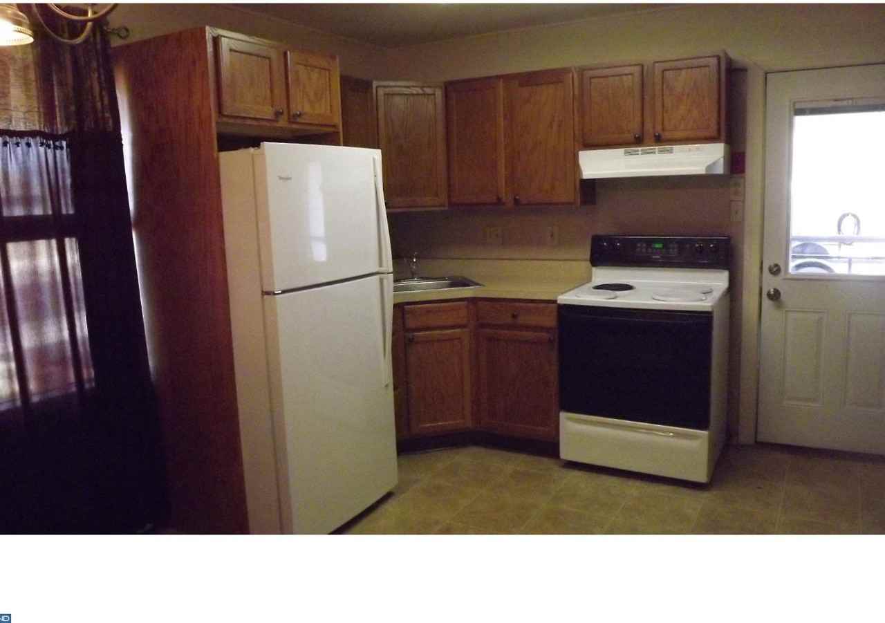 58 Leisure Ln - Photo 3 of 20