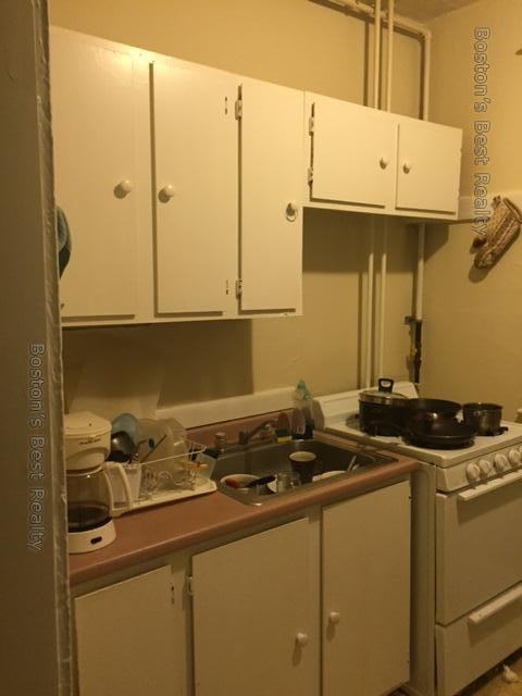 1109 Boylston Street - Photo 3 of 17