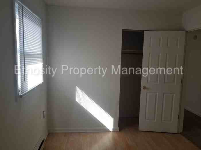 3246 W Mooresville Rd - Photo 2 of 16