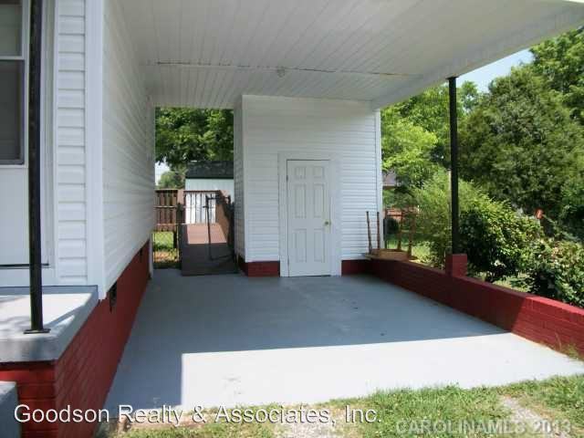 108 Whitesides St - Photo 3 of 14