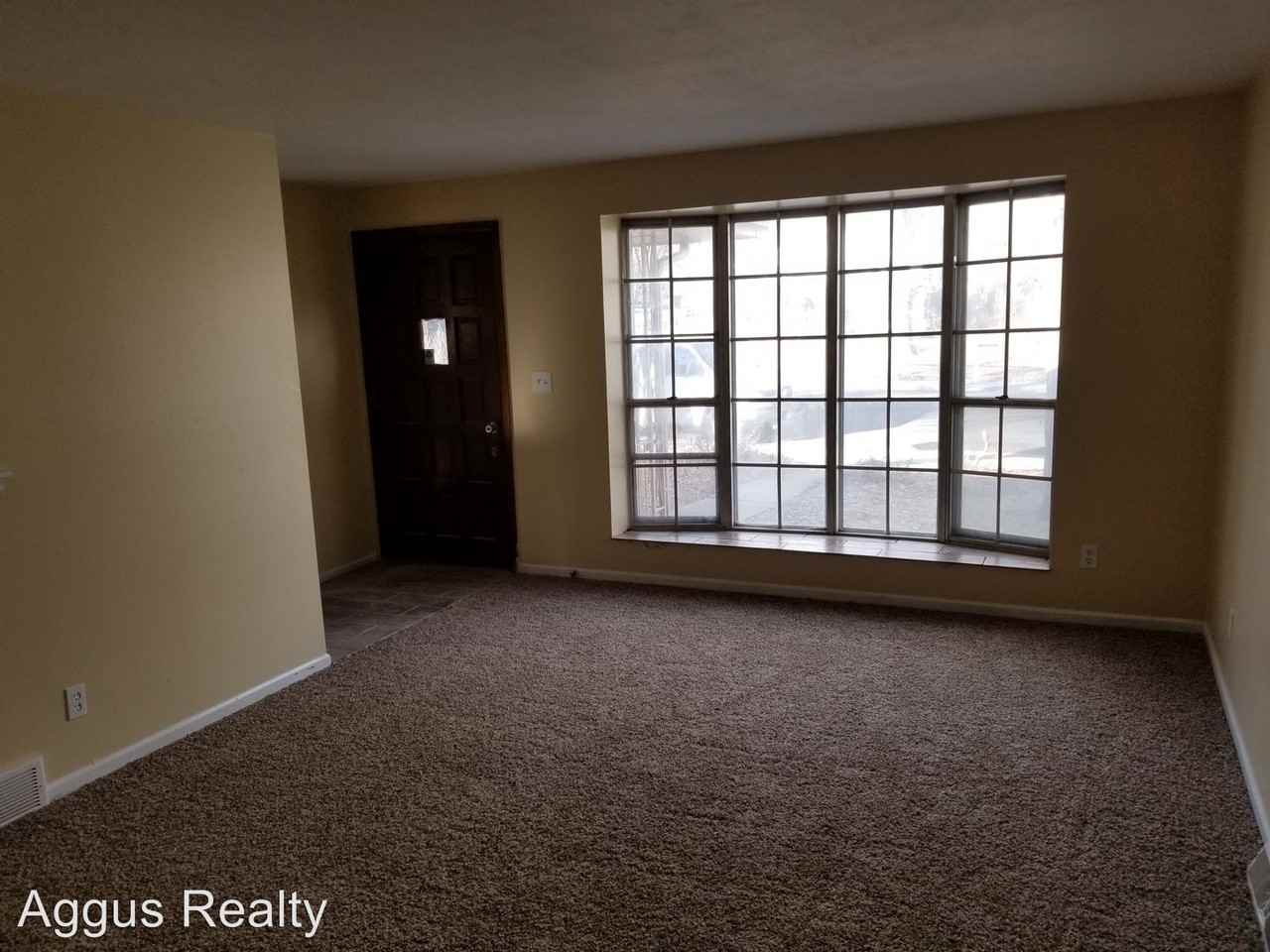 7412 Vance St - Photo 3 of 24