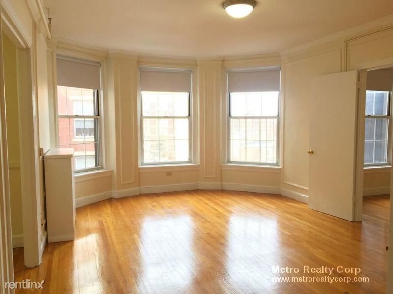 1295 Beacon St - Photo 2 of 8