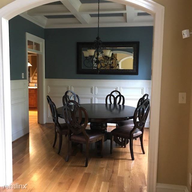 8216 Whispering Glen Ln - Photo 2 of 17