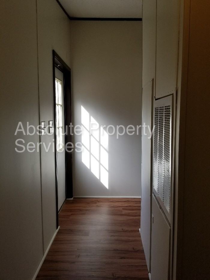 107 Redding Rd - Photo 2 of 32