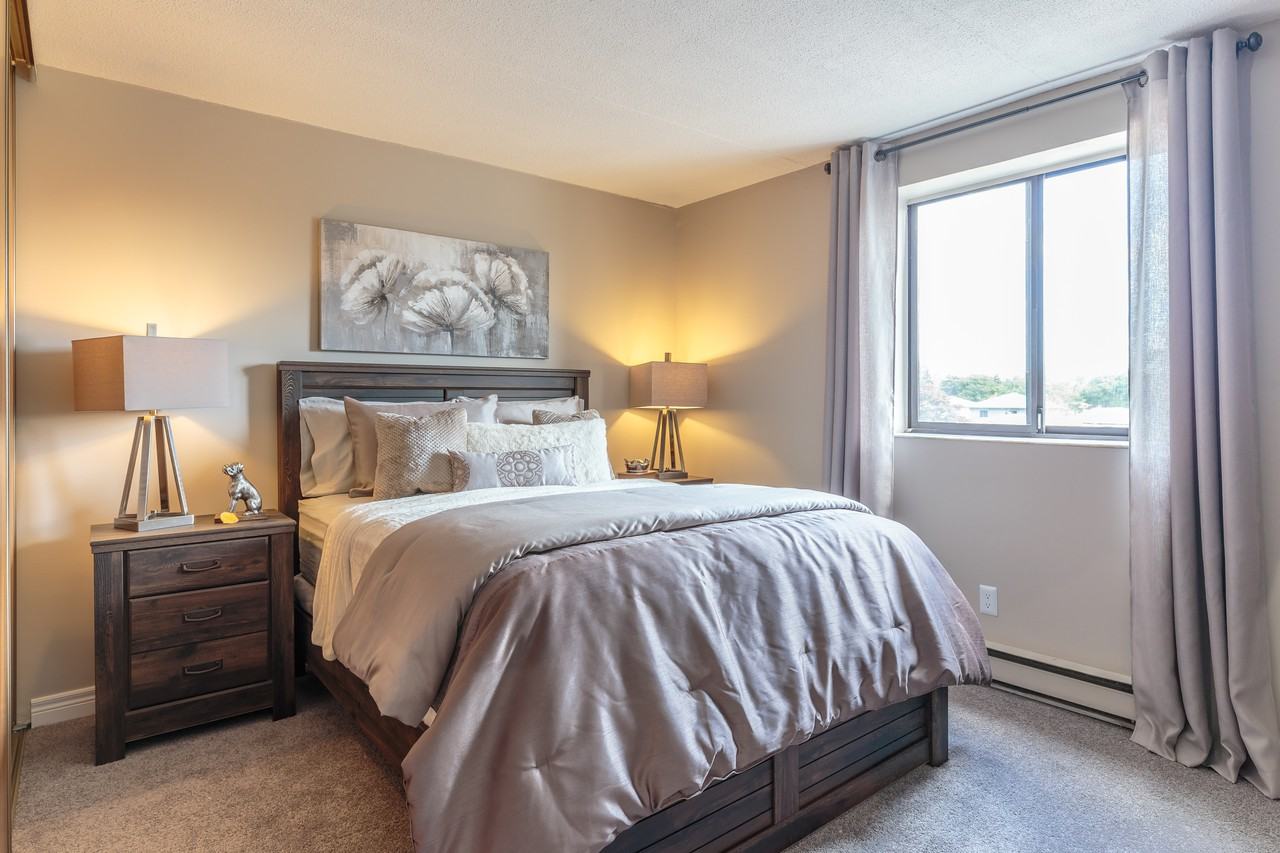 Trinity Apartments - Photo 3 of 5