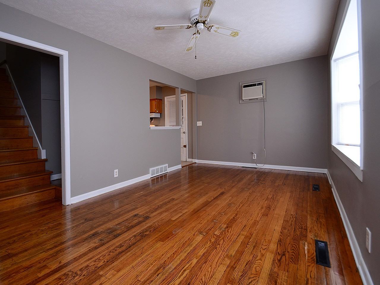 4908 Valley St - Photo 2 of 16