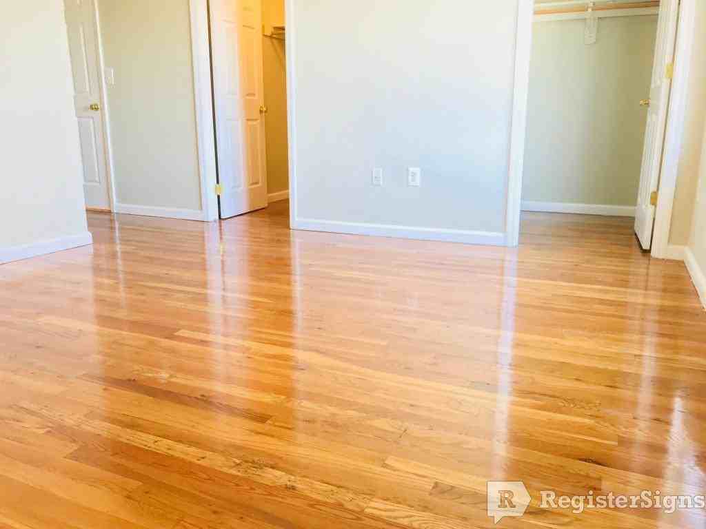 277 S 19th St - Photo 3 of 17