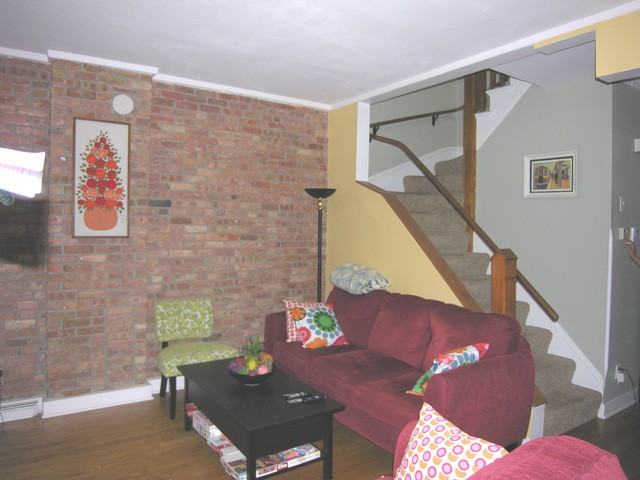 11322 S Champlain Ave - Photo 2 of 21