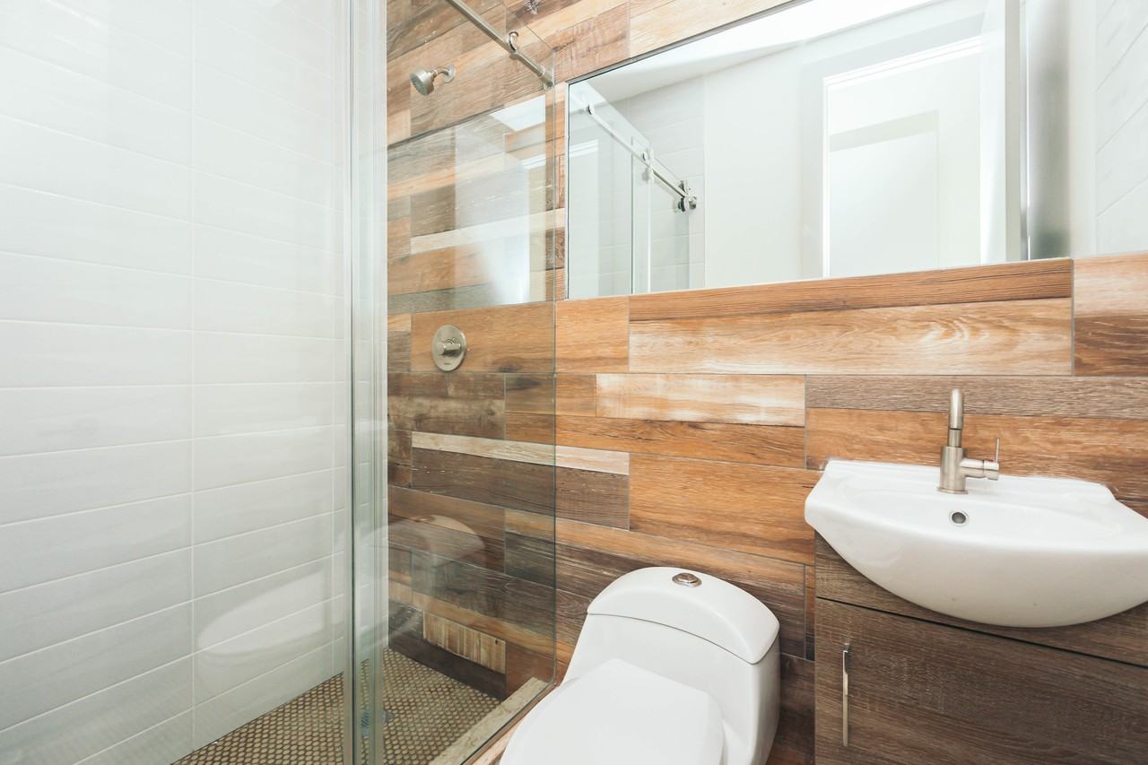 376 Graham Avenue #30UJ