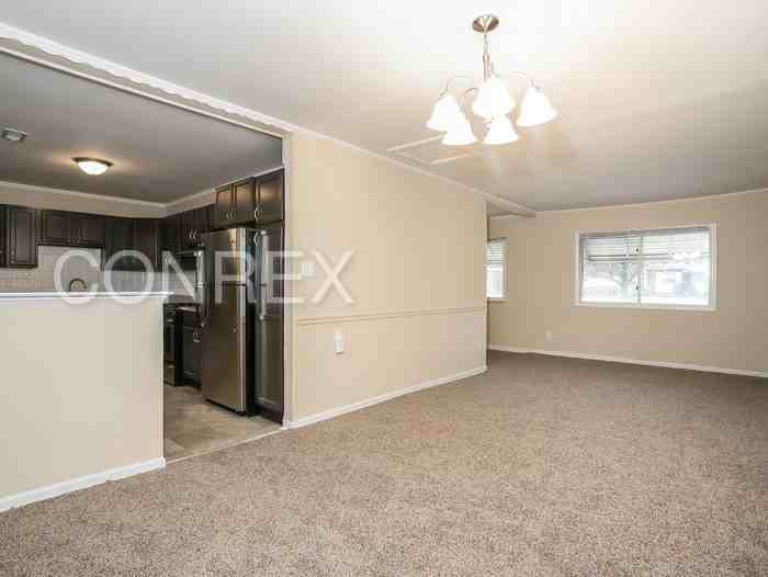 9638 Helmsley Way - Photo 3 of 8