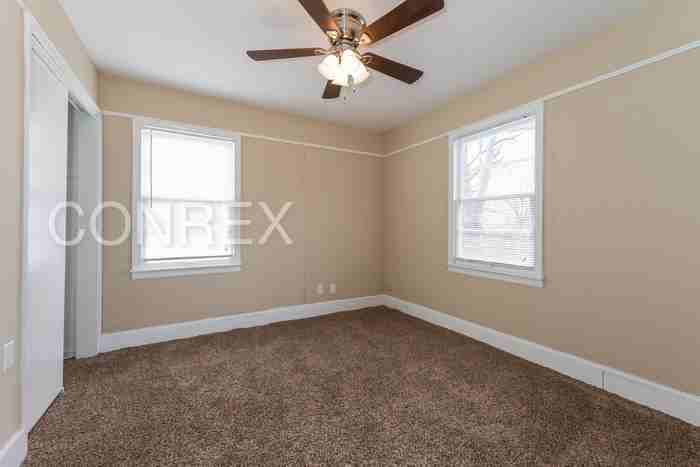 178 Anchor Dr - Photo 2 of 8