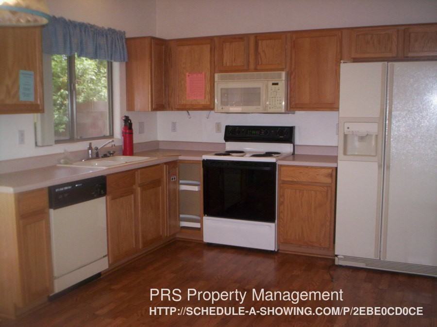 8656 E Nido Ave - Photo 2 of 4